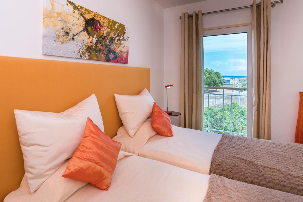 Stunning 2-Bed Penthouse In Lagos 250M From Beach Eksteriør bilde